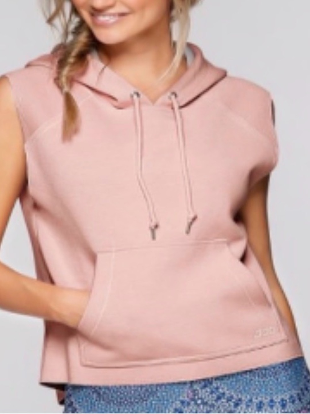 Lorna Jane Sleeveless Pullover Hoodie in Blush Pink